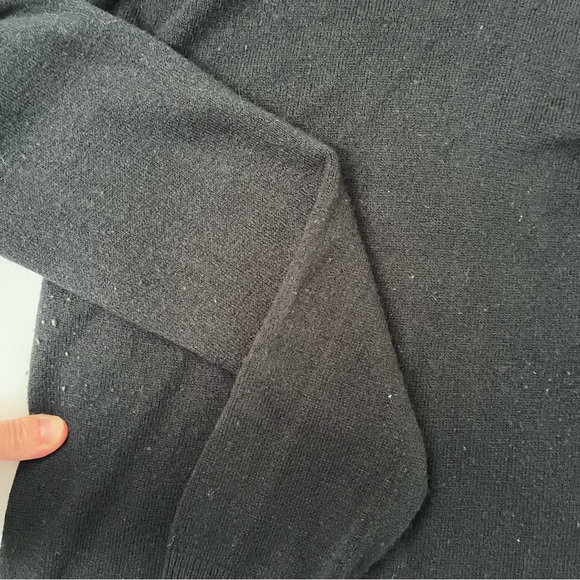 🌟Black Kendra Scott turtle neck sweater small - Picture 5 of 8